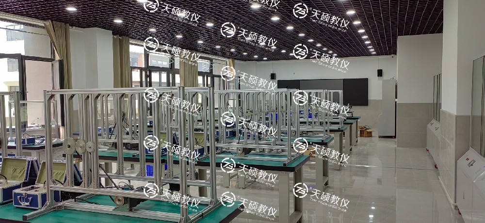 機械設(shè)計實訓室